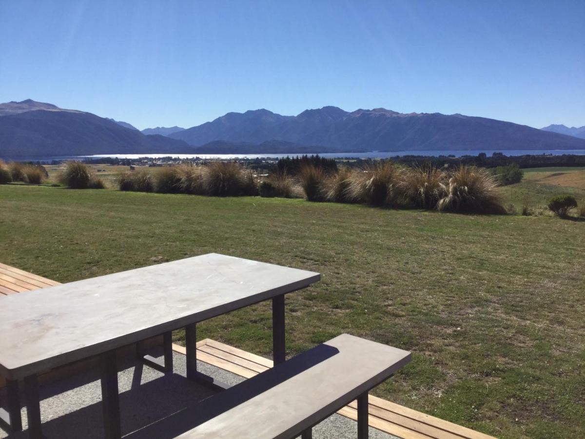 Вилла Fiordland Eco-Retreat -- Panoramic Views -- Hot Tub Те-Анау Экстерьер фото