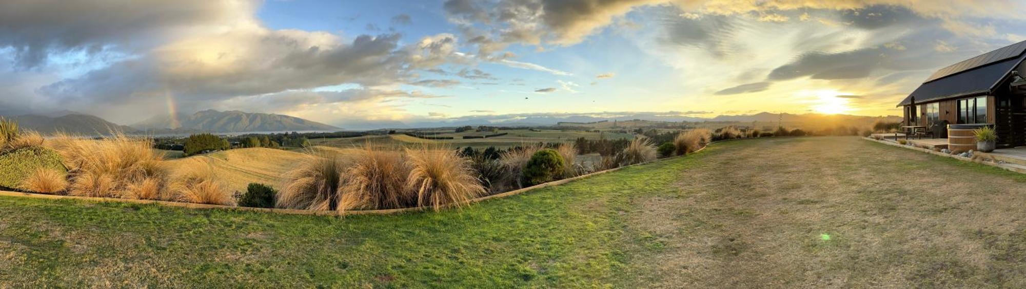 Вилла Fiordland Eco-Retreat -- Panoramic Views -- Hot Tub Те-Анау Экстерьер фото