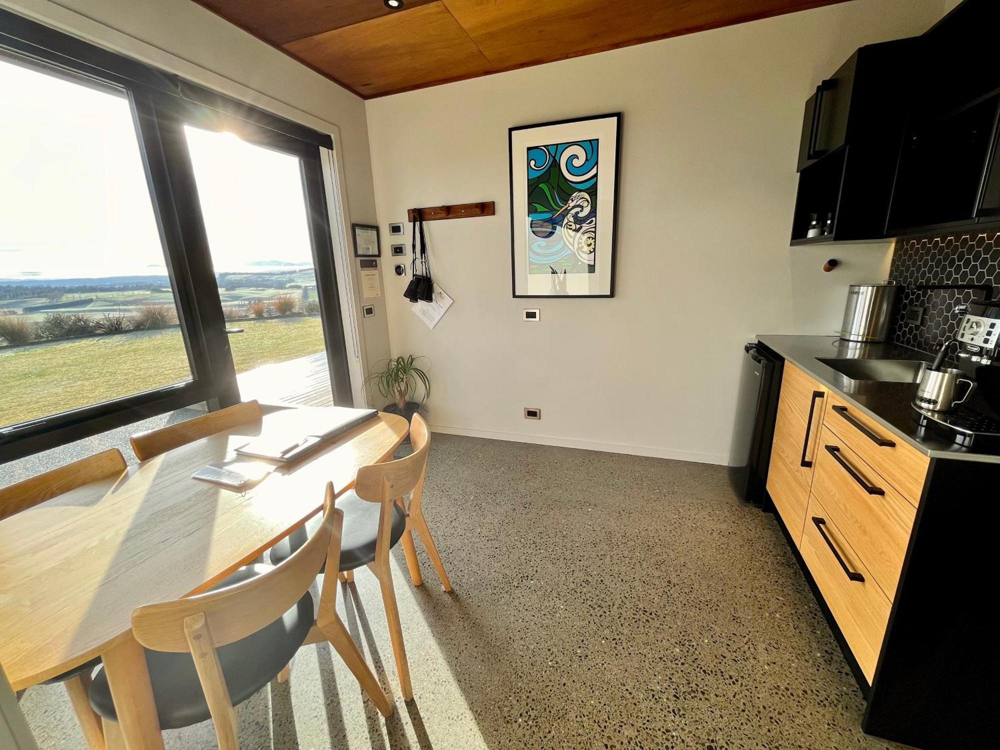 Вилла Fiordland Eco-Retreat -- Panoramic Views -- Hot Tub Те-Анау Экстерьер фото